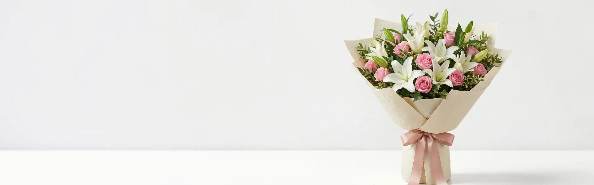 Send fabulous bouquets<br>
for Anniversary